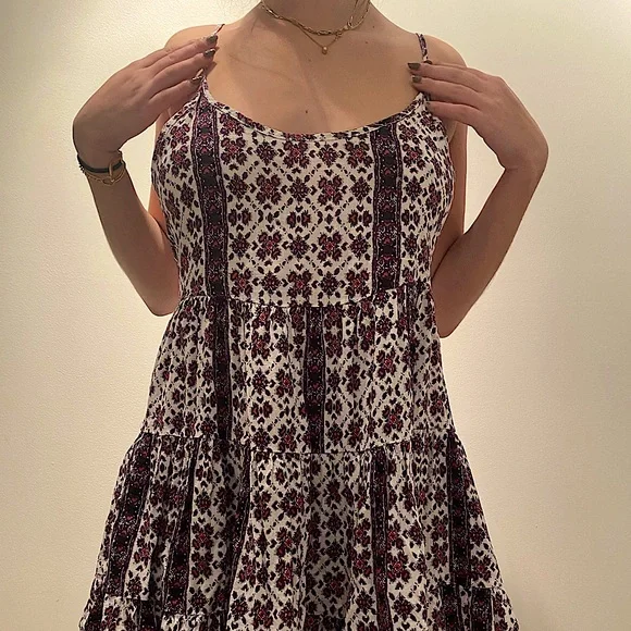 CUTE DRESS FOR SUMMER - Picture 2 of 3